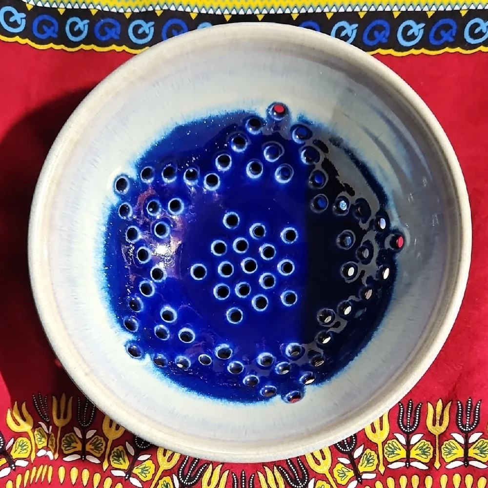 Handmade/Signed Ceramic Berry Bowl & Underplate w/Vibrant Blue Speckled Glaze